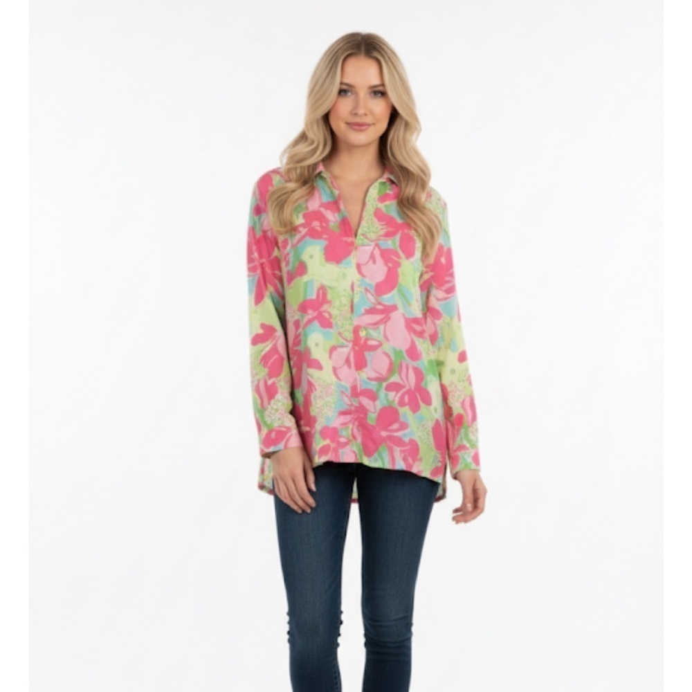 Vintage Lilly Pulitzer pink and green floral and bird print shirt size medium